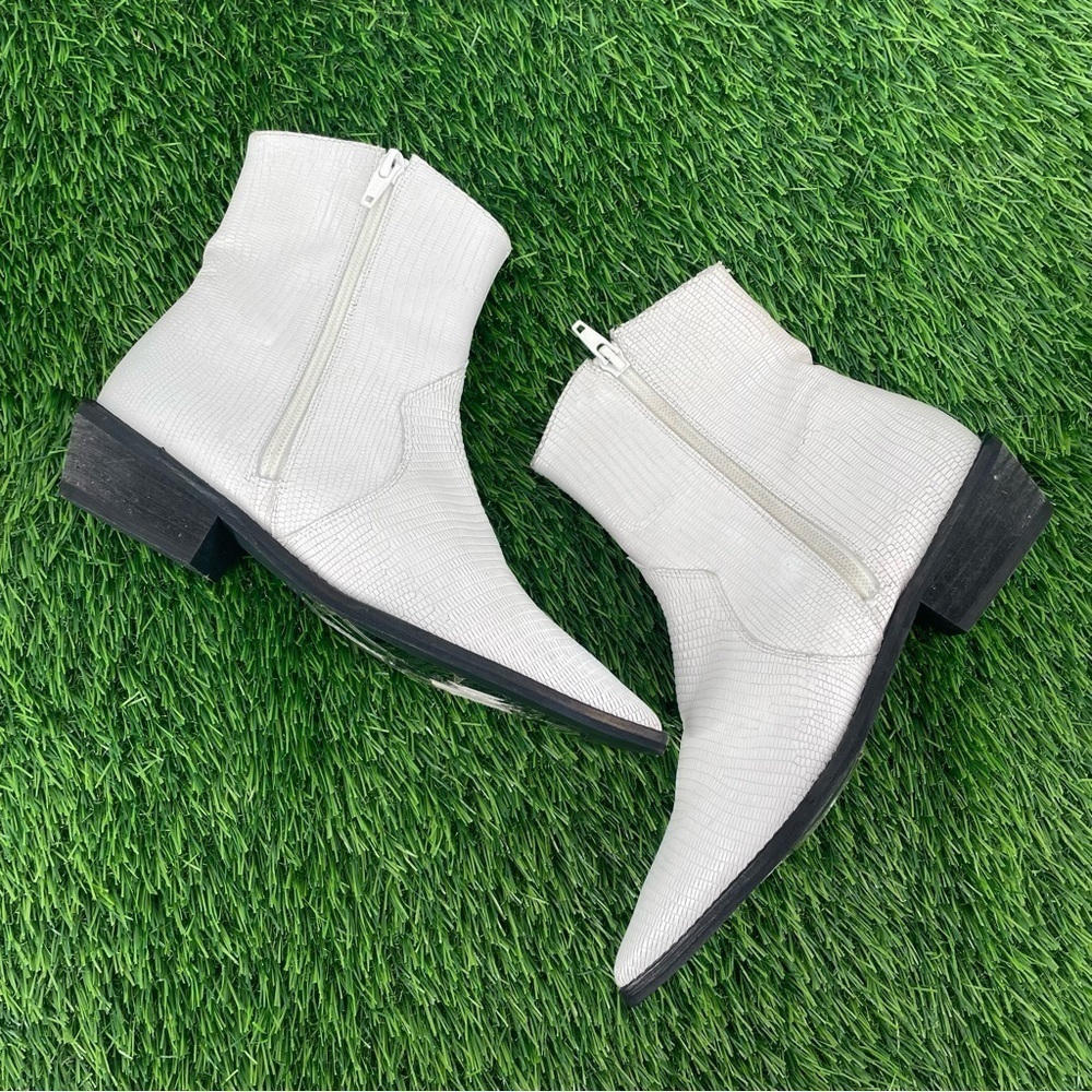 FREE PEOPLE NEW Luke Western White Croc Point Toe Zip Ankle Bootie Boot - Picture 5 of 11